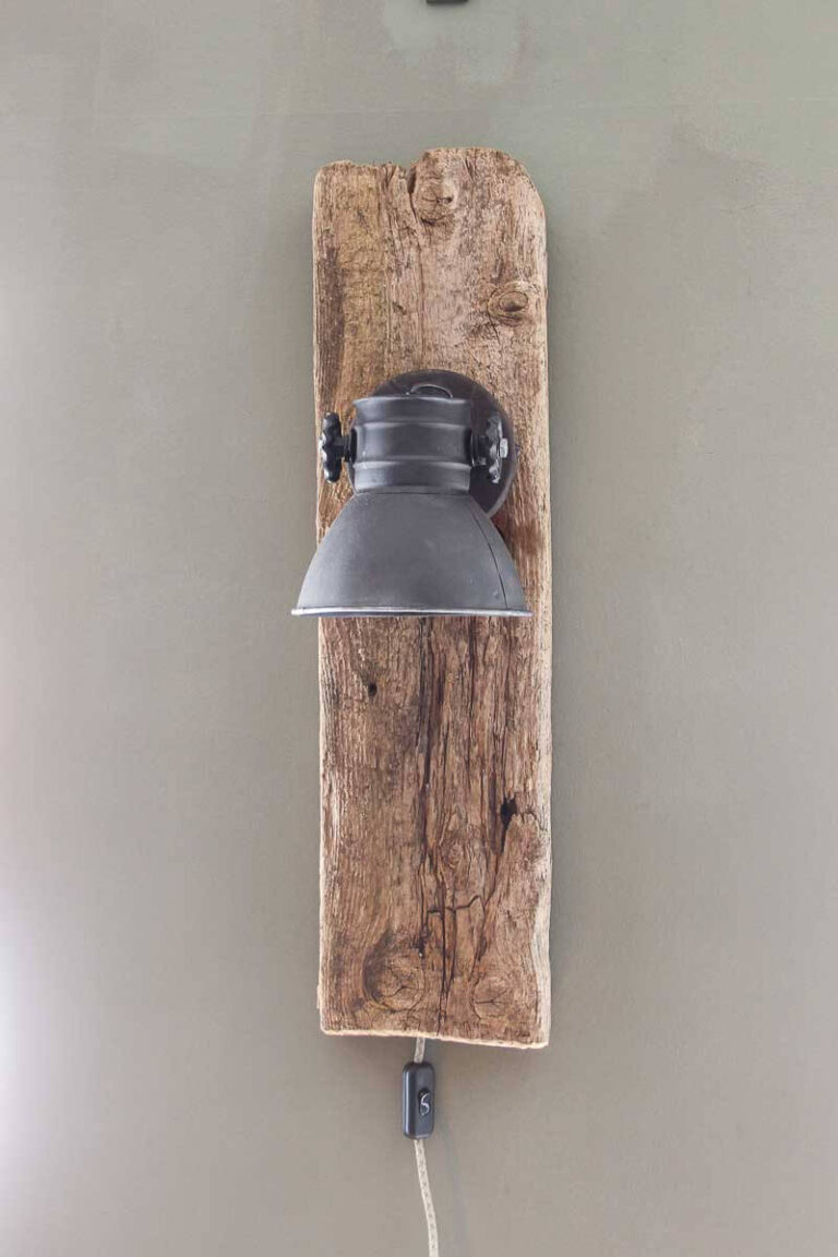 Treibholz Wandlampe Skipper