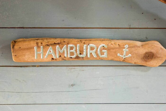 Treibholz Hamburg Schild