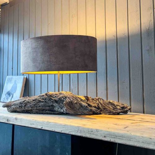 Treibholz Tischlampe Seebär