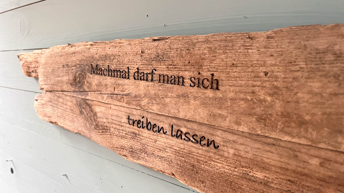 Treibholz Schild treiben lassen